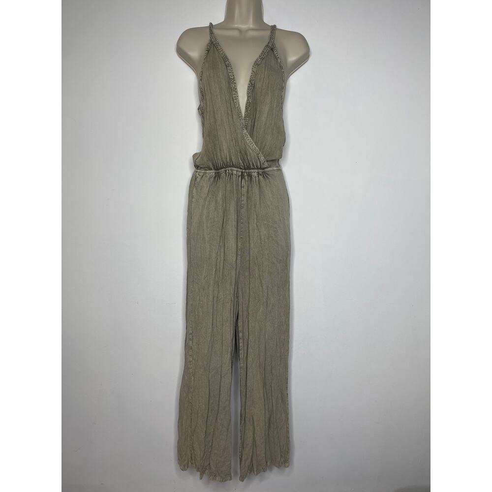 Earthbound trading co green Sleeveless V-neck Romper jumper Size L